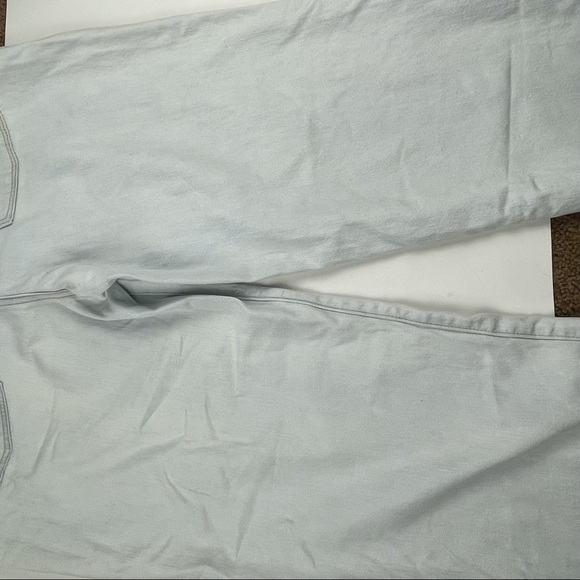 American Eagle Light Wash Cropped Wide Leg Jeans - Picture 11 of 13